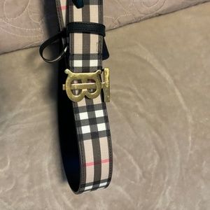Women Burberry Belt